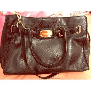 MK Large Hamilton Satchel in Snakeskin black